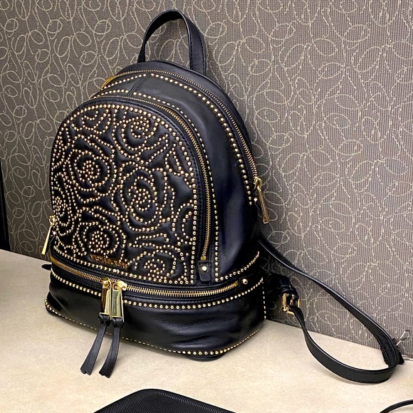 Michael Kors Handbags - SOLD-SOLD